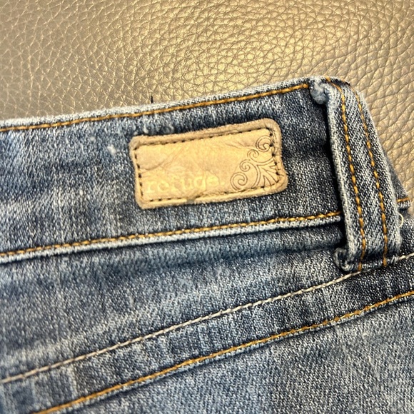 Refuge Classic Denim Wash Jeans size 9L Flare Bootcut Bellbottom Western - Picture 6 of 7